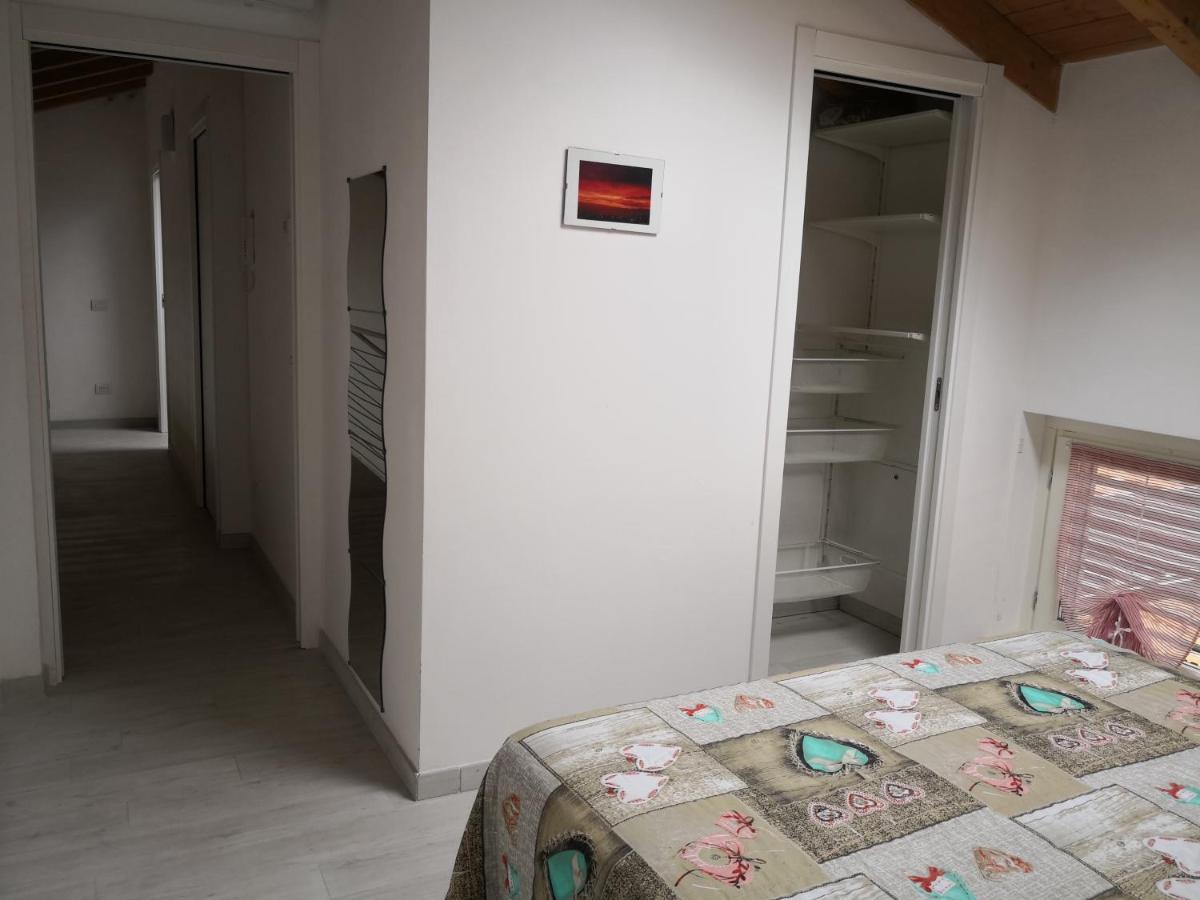Charme Lake Loft Іспра Екстер'єр фото